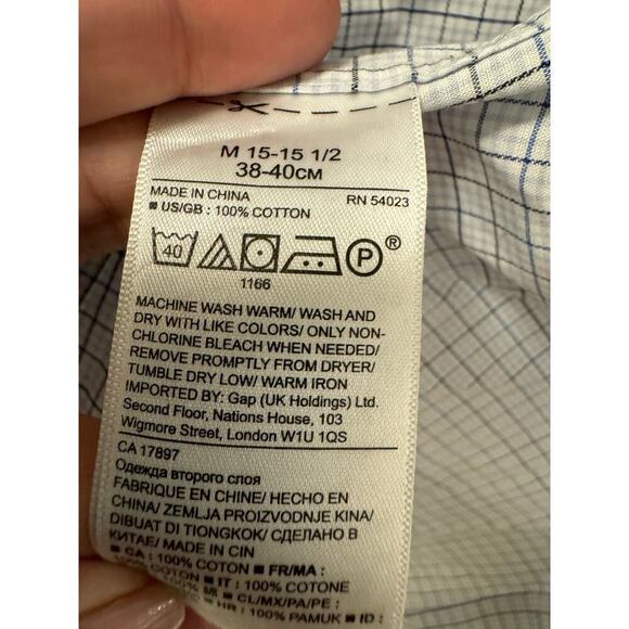 Banana Republic Men's Button Down Grant Shirt Medium White and Blue Windowpane - Picture 6 of 7